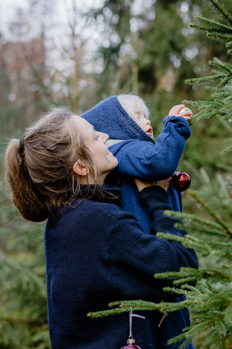 Familienfotoshooting_Buchholz in der Nordheide_Familiensession_Weihnachten_Judith-fotografiert_Fotografin Judith